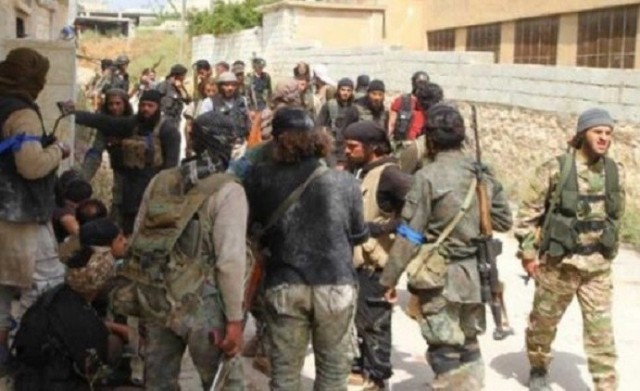 مقتل 70 مسلحا في مواجهات بين "هيئة تحرير الشام" و"جند الأقصى" في إدلب