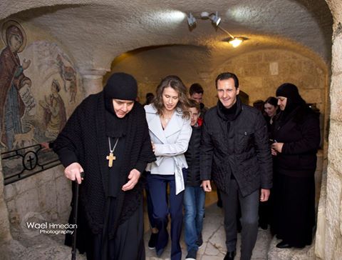 بيوم الميلاد المجيد.. الرئيس الأسد وعائلته في زيارة لميتم الأطفال في دير سيدة صيدنايا..