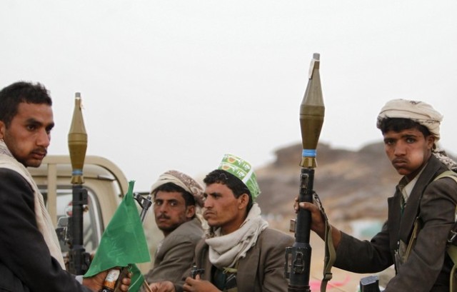الحوثيون يقولون إنهم استولوا على موقعين للجيش السعودي