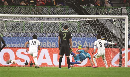 «كاشيما» ينتظر «ريال مدريد» أو «أميركا» في النهائي