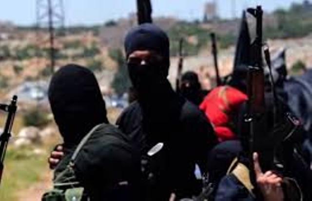 هل تبدأ نهاية داعش مع فرار المسلحين الأجانب؟